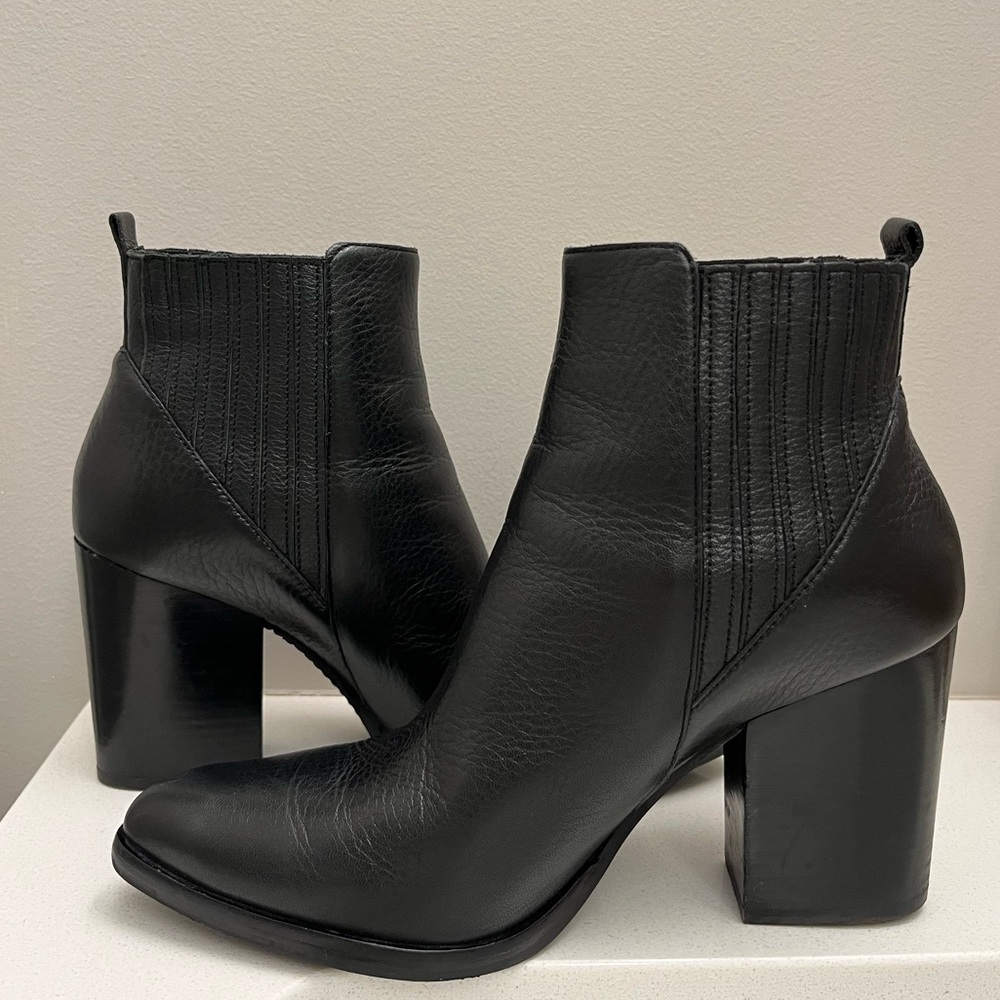 Marc Fisher Alva Black Booties - 8 1/2